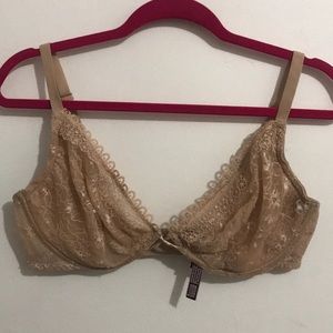 Victoria’s Secret Lace Bra 38D